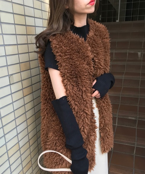 INGNI（イング）の「ファーベスト（ベスト・レディース・アイボリー/ブラウン/ブラック・M）」の10枚目の写真