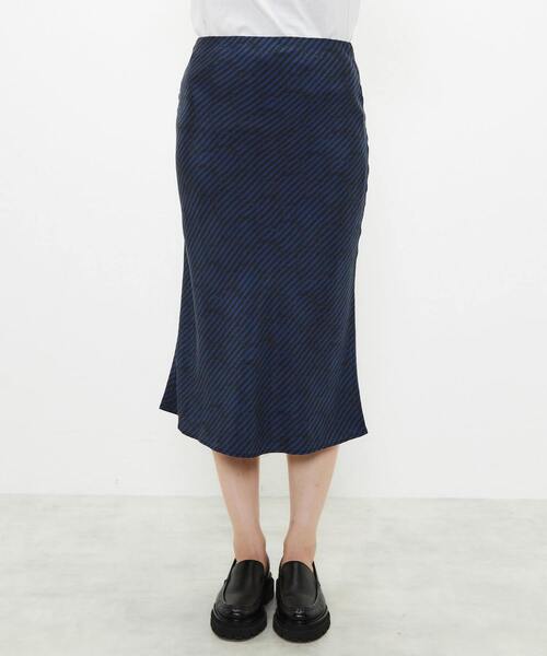 martinique(マルティニーク)の「BANANATIME/223-021-02,223-030-03 EVERYDAY SKIRT(スカート・レディース・レッド/ネイビー・S)」の12枚目の写真