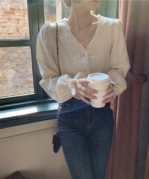 Dita Muaj.（ディータムアージュ）の「レトロレースデザインカーディガン（カーディガン/ボレロ・レディース・アイボリー・S/M/L）」の4枚目の写真