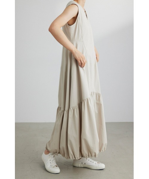 STYLEMIXER(スタイルミキサー)の「ティアードギャザーバルーンワンピース(ワンピース・レディース・ベージュ/ブラック・SMALL/MEDIUM)」の14枚目の写真
