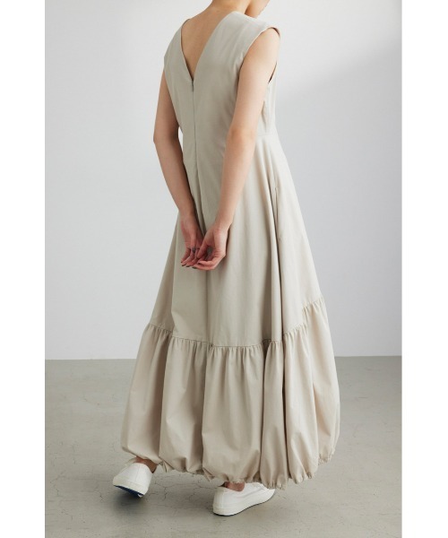STYLEMIXER(スタイルミキサー)の「ティアードギャザーバルーンワンピース(ワンピース・レディース・ベージュ/ブラック・SMALL/MEDIUM)」の18枚目の写真