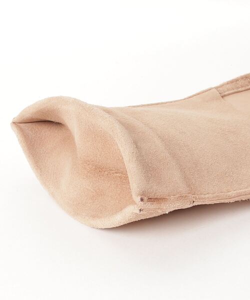GUIDI（グイディ）の「GUIDI / グイディ：PASSPORT BAG SOFT HORSE REVERSE：PKT1-REVERSE[MUS]（ショルダーバッグ・メンズ・ベージュ・FREE）」の3枚目の写真