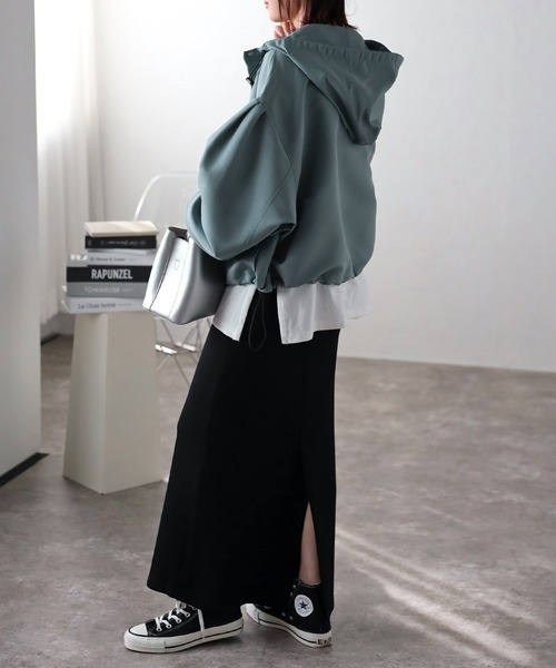 Fizz（フィズ）の「撥水加工ショート丈バルーンスリーブマウンテンパーカー（マウンテンパーカー・レディース・ベージュ/ライトカーキ/ブラック/ブルー/アイボリー・M）」の9枚目の写真