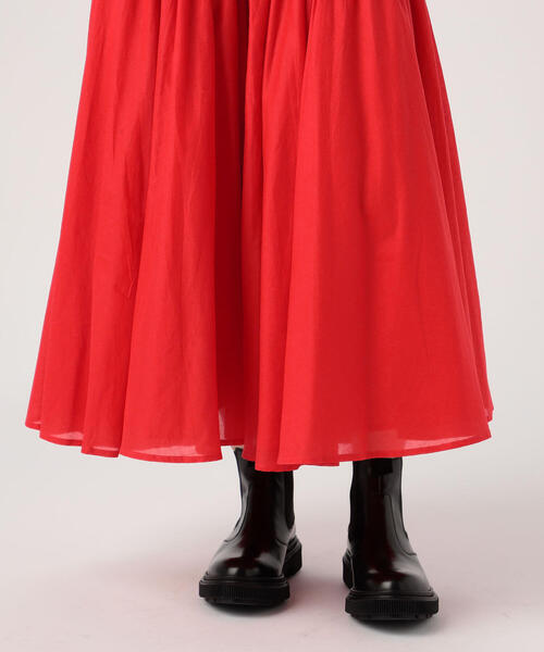 TOMORROWLAND （トゥモローランド）の「MERLETTE シャーリング ロングワンピース（ワンピース・レディース・ブラック/レッド・3）」の6枚目の写真