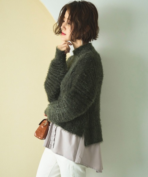 RUIRUE BOUTIQUE(ルイルエブティック)の「シャツレイヤード・フェザーヤーンニットトップス | ハイネック リブニット トップス 長袖 ベーシック シンプル(ニット/セーター・レディース・モカ/ブラック/カーキ・M/L)」の4枚目の写真