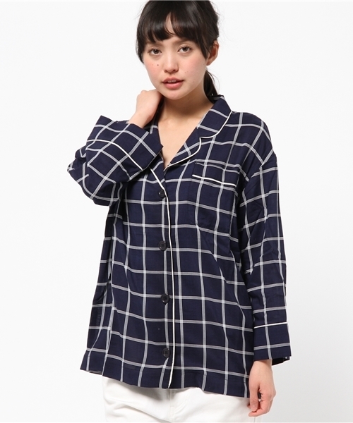 CIAOPANIC(チャオパニック)の「【Ciaopanic】レーヨン混パジャマSH(シャツ/ブラウス・レディース・ベージュ/ネイビー/オフホワイト・FREE)」の1枚目の写真