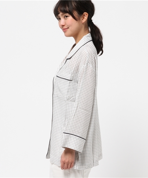 CIAOPANIC(チャオパニック)の「【Ciaopanic】レーヨン混パジャマSH(シャツ/ブラウス・レディース・ベージュ/ネイビー/オフホワイト・FREE)」の11枚目の写真