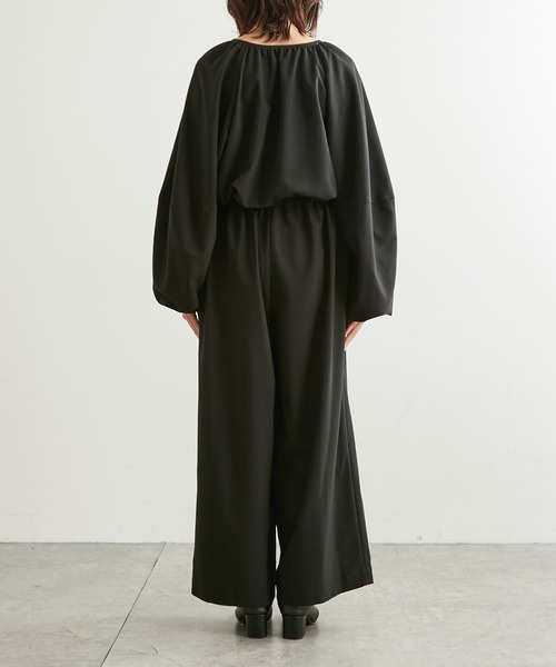 COLLAGE GALLARDAGALANTE(コラージュガリャルダガランテ)の「ボリュームギャザーコンビネゾン(つなぎ/オールインワン・レディース・ブラック/キナリ・FREE)」の11枚目の写真