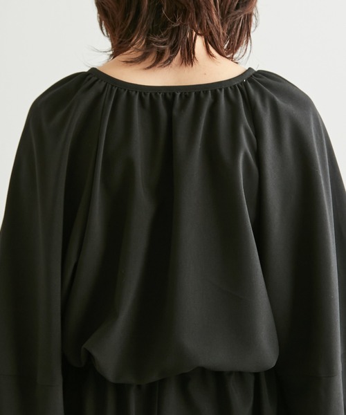 COLLAGE GALLARDAGALANTE(コラージュガリャルダガランテ)の「ボリュームギャザーコンビネゾン(つなぎ/オールインワン・レディース・ブラック/キナリ・FREE)」の14枚目の写真