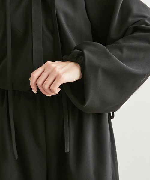 COLLAGE GALLARDAGALANTE(コラージュガリャルダガランテ)の「ボリュームギャザーコンビネゾン(つなぎ/オールインワン・レディース・ブラック/キナリ・FREE)」の8枚目の写真