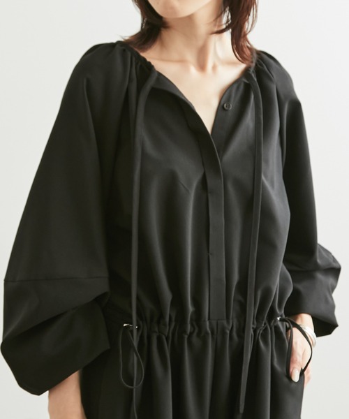 COLLAGE GALLARDAGALANTE(コラージュガリャルダガランテ)の「ボリュームギャザーコンビネゾン(つなぎ/オールインワン・レディース・ブラック/キナリ・FREE)」の9枚目の写真