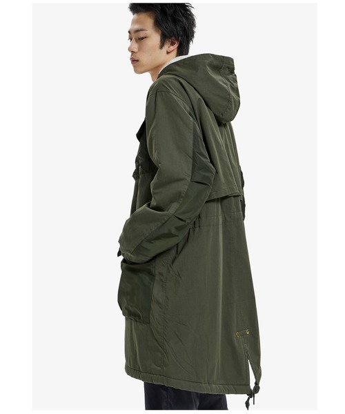 FRED PERRY(フレッドペリー)の「Utility Pocket Parka(ミリタリージャケット・メンズ・カーキ・S/M/L)」の6枚目の写真