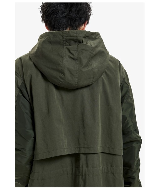 FRED PERRY(フレッドペリー)の「Utility Pocket Parka(ミリタリージャケット・メンズ・カーキ・S/M/L)」の7枚目の写真