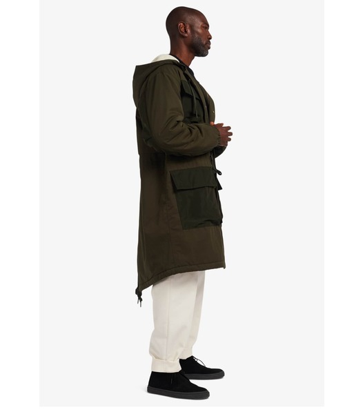 FRED PERRY(フレッドペリー)の「Utility Pocket Parka(ミリタリージャケット・メンズ・カーキ・S/M/L)」の11枚目の写真