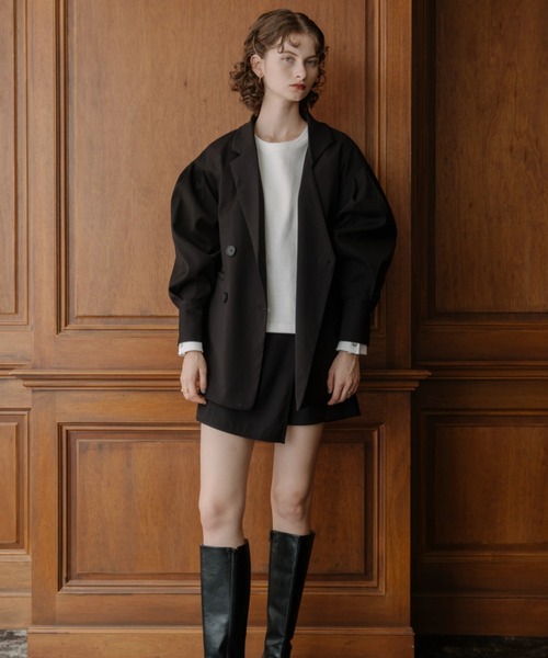 WILLFULLY（ウィルフリー）の「asymmetry design tuck volume sleeve JK（テーラードジャケット・レディース・ブラック/チャコール・FREE）」の14枚目の写真