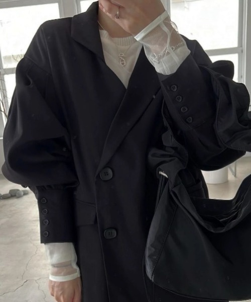 WILLFULLY（ウィルフリー）の「asymmetry design tuck volume sleeve JK（テーラードジャケット・レディース・ブラック/チャコール・FREE）」の13枚目の写真