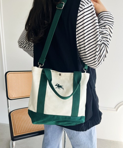 POLOCHAMPS(ポロチャンプス)の「POLOCHAMPS/ポロチャンプス 別注 ポーチ付き 刺繍キャンバストートバッグ(トートバッグ・レディース・ネイビー/ベージュ/ピンク/グリーン/ブラック・FREE)」の4枚目の写真