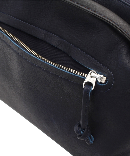 And A（アンドエー）の「ショルダークラッチバッグ (TAZUNE)（クラッチバッグ・レディース・ブラック/ネイビー・FREE）」の10枚目の写真