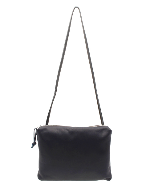 And A（アンドエー）の「ショルダークラッチバッグ (TAZUNE)（クラッチバッグ・レディース・ブラック/ネイビー・FREE）」の5枚目の写真