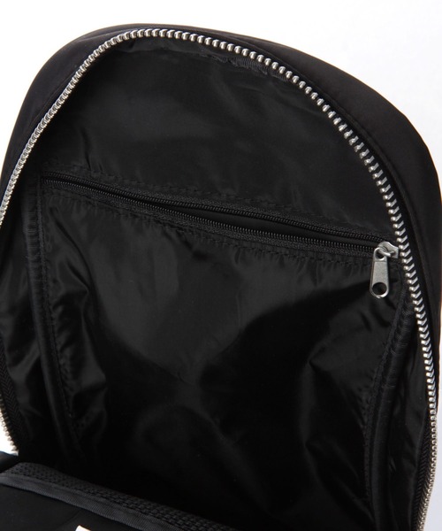 GLOBAL WORK(グローバルワーク)の「URBAN CARRY ボディバック/182167(ボディバッグ/ウエストポーチ・メンズ・チャコールグレー/その他/ブラック・FREE)」の13枚目の写真