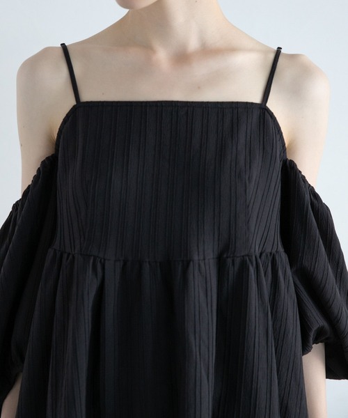 PAGEBOY（ページボーイ）の「オープンショルダーブラウス（シャツ/ブラウス・レディース・オフホワイト/ブラック・FREE）」の9枚目の写真