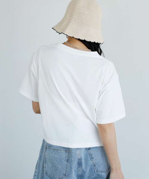 GeeRA（ジーラ）の「エンボスロゴショートTシャツ（Tシャツ/カットソー・レディース・ブラック/オフホワイト・LARGE/MEDIUM）」の5枚目の写真