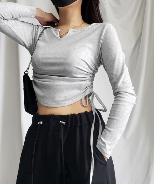 me+em select（ミームセレクト）の「【 ９color 】サイドシャーリングリボンショートデザインＴシャツ（Tシャツ/カットソー・レディース・チャコール/ホワイト/ピンク/ブラウン/グレー/ブラック/ブルー/ヘザーグレー/オートミール・FREE/LARGE）」の4枚目の写真