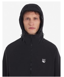 Maison Kitsune（メゾンキツネ）の「TECHNICAL WINDBREAKER