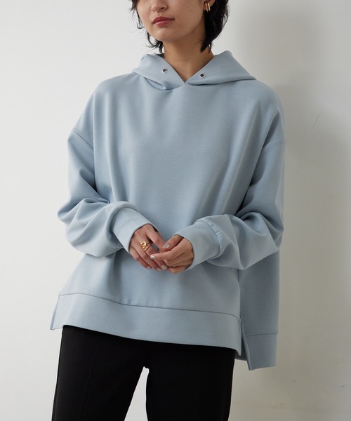 for/c(フォーシー)の「ダンボールパーカー【サスティナブル】(パーカー・レディース・グレイッシュブルー/ブラック・M/L)」の2枚目の写真