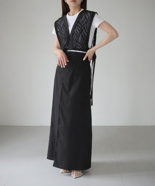 cheriella(シェリエラ)の「【cheriella】WEB限定リーフシアースピンドルブラウス(シャツ/ブラウス・レディース・ブラック/アイボリー・M)」の15枚目の写真