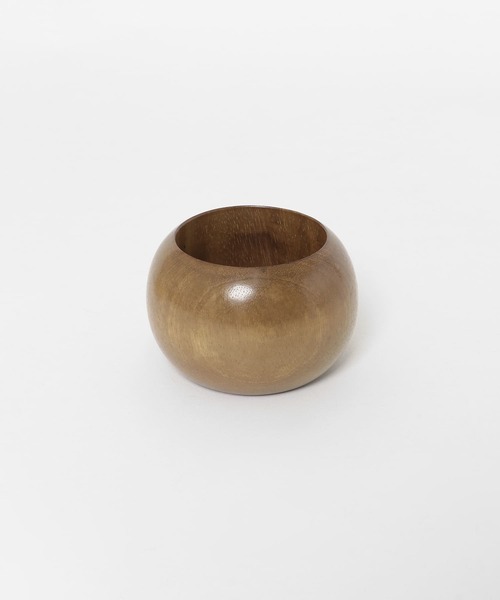 KBF（ケイビーエフ）の「ラウンドウッドバングル（ブレスレット・レディース・ブラウン/ナチュラル・ONE）」の8枚目の写真