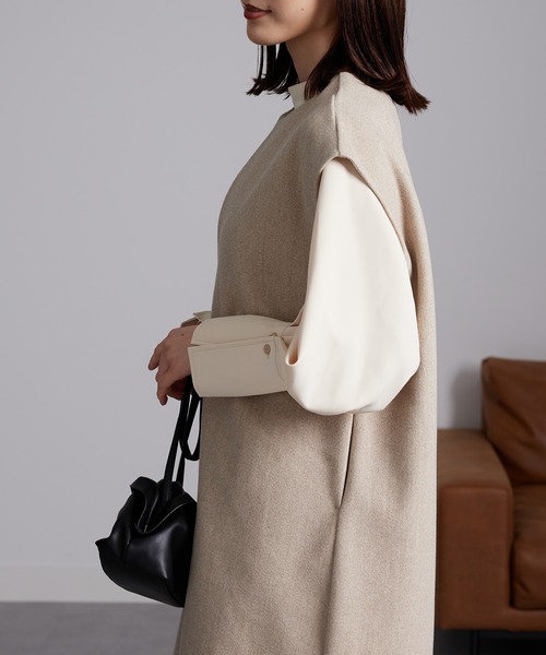 RANAN（ラナン）の「ウールライク深Ｖネックジャンパースカート（ジャンパースカート・レディース・ベージュ系1/ブラック・L/LL/M）」の12枚目の写真