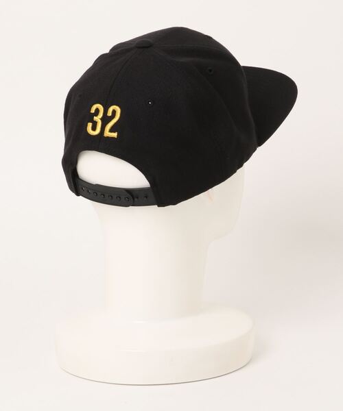 SY32 by SWEET YEARS(エスワイサーティトゥバイスィートイヤーズ)の「/SY32 by SWEET YEARS/3D LOGO CAP(キャップ・メンズ・ホワイト×ブラック/ブラック×ホワイト/ブラック×ゴールド・FREE)」の4枚目の写真