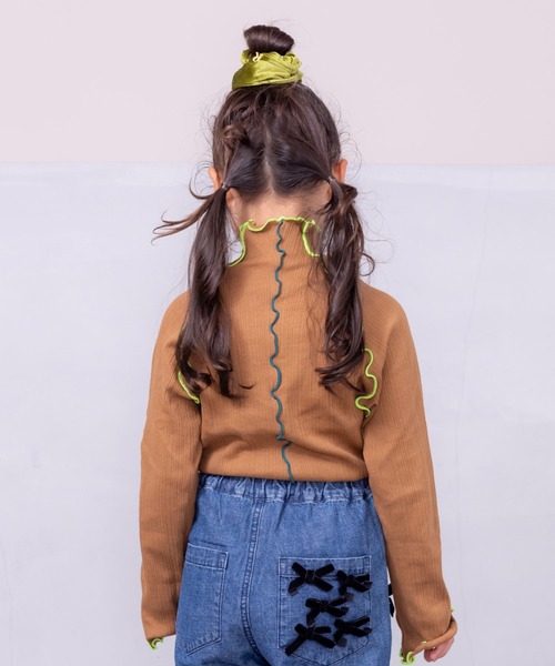 CALMIA（カルミア）の「メローリブタートルカットソー（90～150cm）（Tシャツ/カットソー・キッズ・オフホワイト/ブラウン/ピンク/グレー・110/120/100/90/130/140/150）」の8枚目の写真