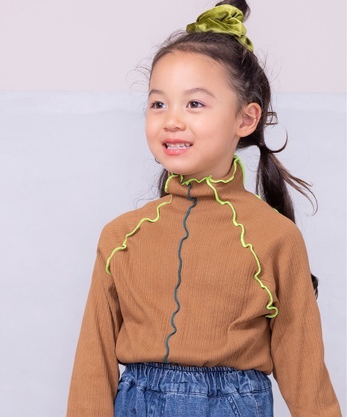 CALMIA（カルミア）の「メローリブタートルカットソー（90～150cm）（Tシャツ/カットソー・キッズ・オフホワイト/ブラウン/ピンク/グレー・110/120/100/90/130/140/150）」の7枚目の写真