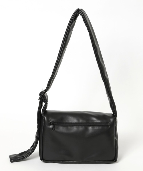 LOWRYS FARM(ローリーズファーム)の「ナカワタフラップショルダーBAG 974765(ショルダーバッグ・レディース・ホワイト/ブラック/パープル・FREE)」の5枚目の写真