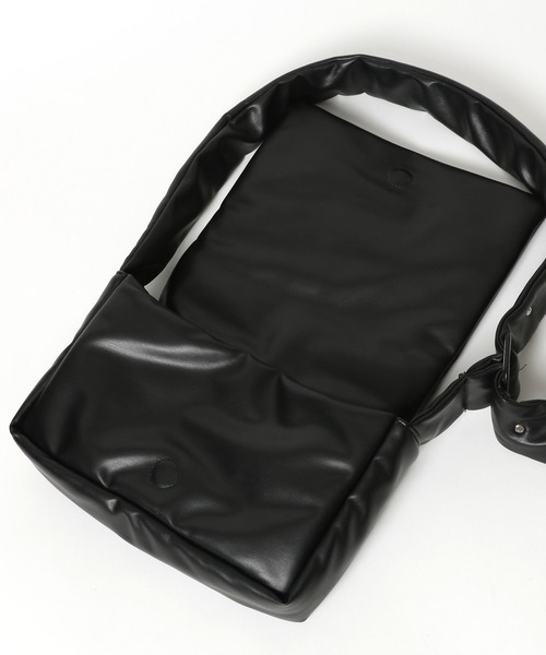 LOWRYS FARM(ローリーズファーム)の「ナカワタフラップショルダーBAG 974765(ショルダーバッグ・レディース・ホワイト/ブラック/パープル・FREE)」の17枚目の写真