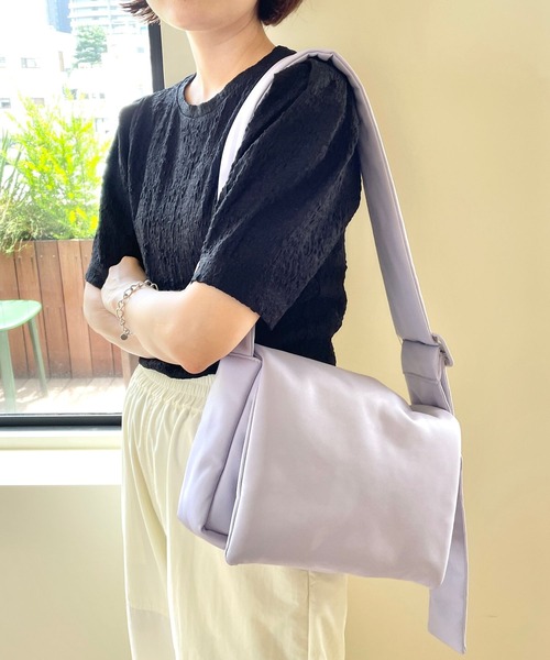 LOWRYS FARM(ローリーズファーム)の「ナカワタフラップショルダーBAG 974765(ショルダーバッグ・レディース・ホワイト/ブラック/パープル・FREE)」の14枚目の写真