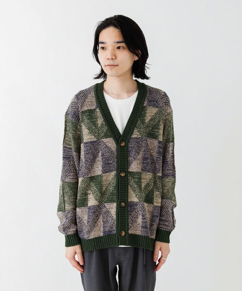 URBAN RESEARCH Sonny Label（アーバンリサーチサニーレーベル）の「『洗濯可』幾何学柄ジャガードカーディガン（カーディガン/ボレロ・メンズ・ベージュ系その他/グリーン系その他/イエロー系その他・LARGE/MEDIUM）」の14枚目の写真