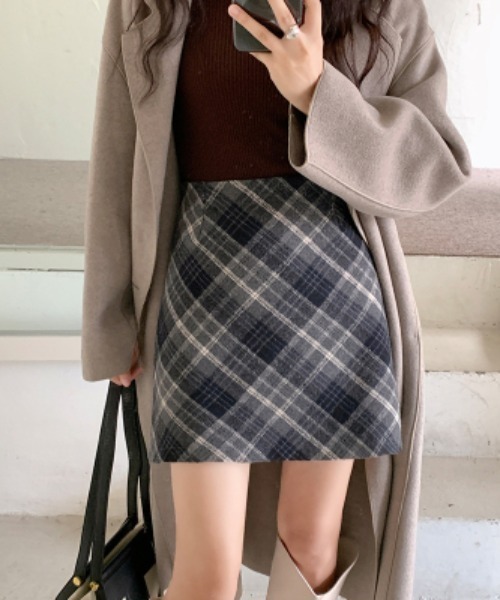 LAC-VERT（ラック・ヴェール）の「裏地パンツ付きチェックスカート（スカート・レディース・ブラウン/グレー・S/M）」の17枚目の写真