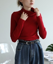 シンプルタートルネックニット