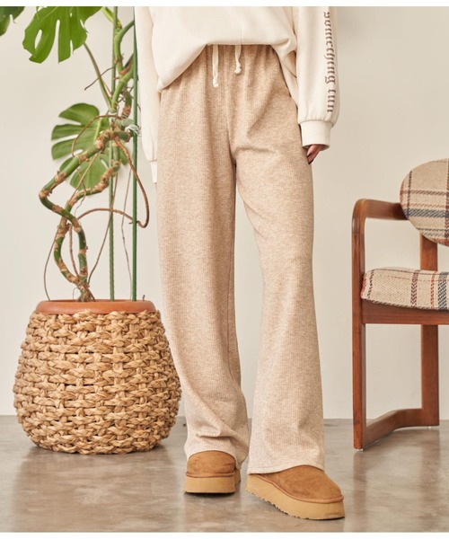 anap mimpi（アナップミンピ）の「起毛ランダムリブワイドパンツ（その他パンツ・レディース・アイボリー/ブラック/ベージュ・FREE）」の3枚目の写真