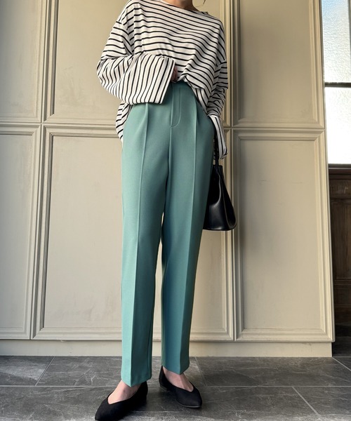 JUNOAH（ジュノア）の「ジョーゼットタックパンツ（スラックス・レディース・パープル/ベージュ/グリーン/ブラック/ラベンダー・MEDIUM/LARGE）」の3枚目の写真