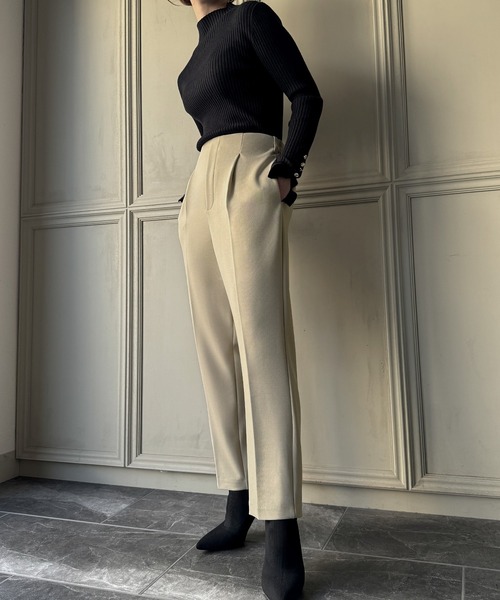 JUNOAH（ジュノア）の「ジョーゼットタックパンツ（スラックス・レディース・パープル/ベージュ/グリーン/ブラック/ラベンダー・MEDIUM/LARGE）」の10枚目の写真