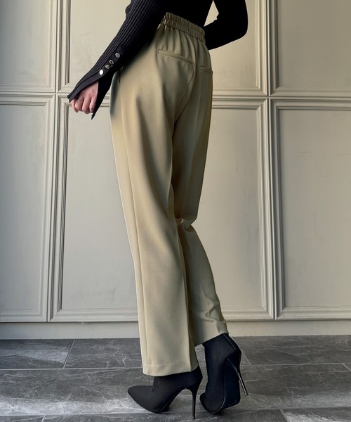 JUNOAH（ジュノア）の「ジョーゼットタックパンツ（スラックス・レディース・パープル/ベージュ/グリーン/ブラック/ラベンダー・MEDIUM/LARGE）」の11枚目の写真