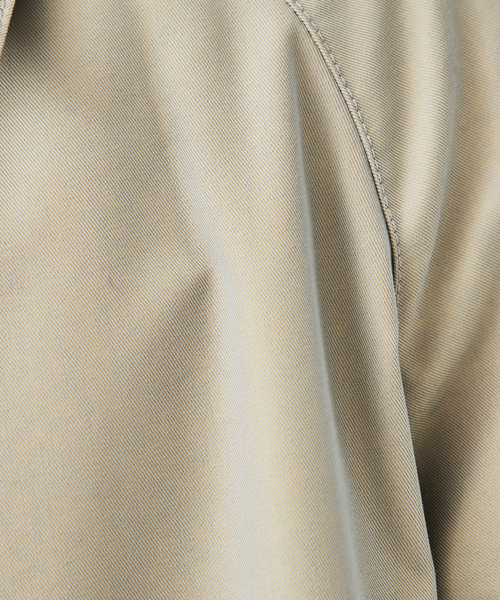 ABAHOUSE（アバハウス）の「【玉虫ツイル】ステンカラーコート / スプリングコート（ステンカラーコート・メンズ・ベージュ/ネイビー/カーキ・46/48）」の17枚目の写真