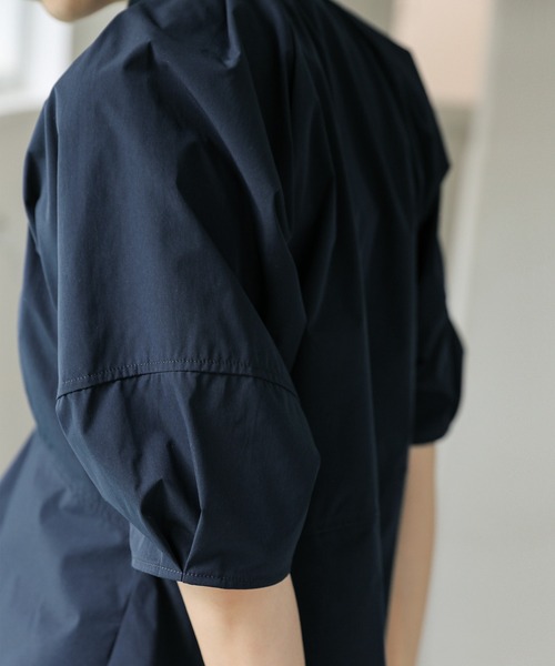 select MOCA(セレクトモカ)の「【セレモニー】ベルトカラーランタンスリーブブラウス(シャツ/ブラウス・レディース・ネイビー/ベージュ・FREE)」の12枚目の写真
