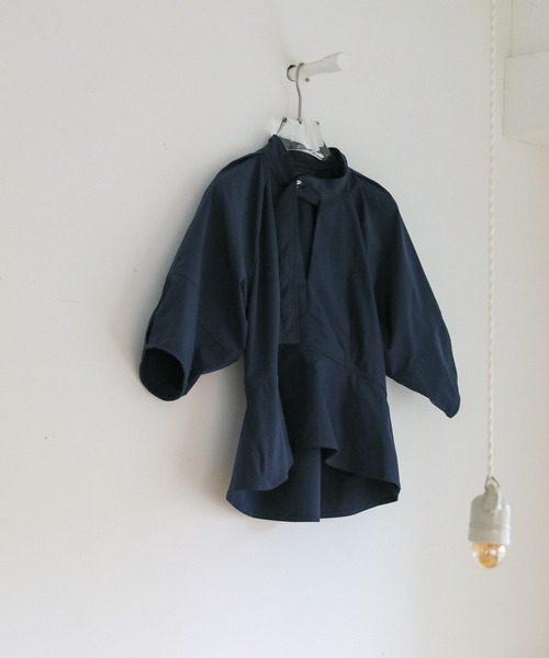 select MOCA(セレクトモカ)の「【セレモニー】ベルトカラーランタンスリーブブラウス(シャツ/ブラウス・レディース・ネイビー/ベージュ・FREE)」の14枚目の写真