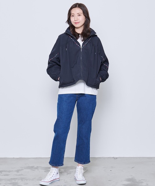 Arnold Palmer（アーノルドパーマー）の「パーマーチェック パイピングギャザー ジャケット（ナイロンジャケット・レディース・ブラック/アイボリー/ライトベージュ・S/M/L）」の17枚目の写真