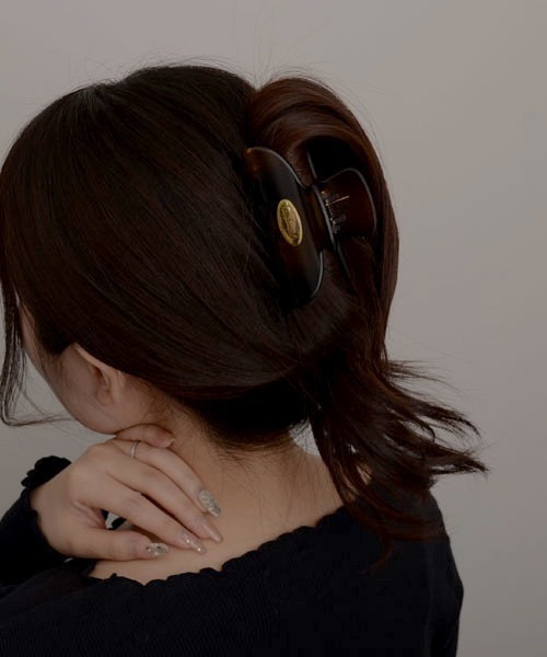 VIBGYOR Women（ヴィブジョー　ウィメン）の「【resonance】べっ甲 マット バンスクリップ（バレッタ/ヘアクリップ・レディース・B/A/C・FREE）」の11枚目の写真